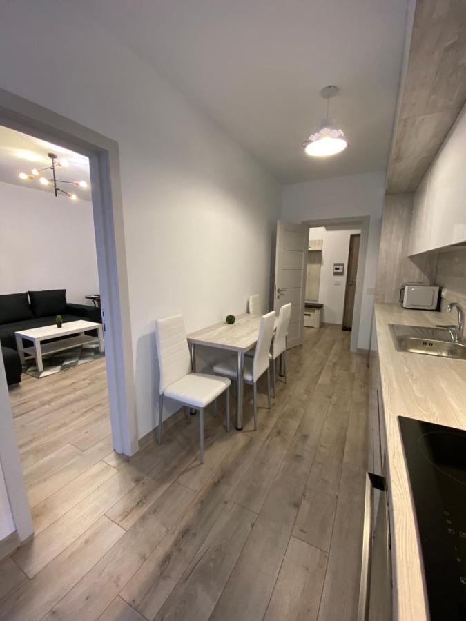 Rose Luxury Apartment Oradea - Felix Buitenkant foto