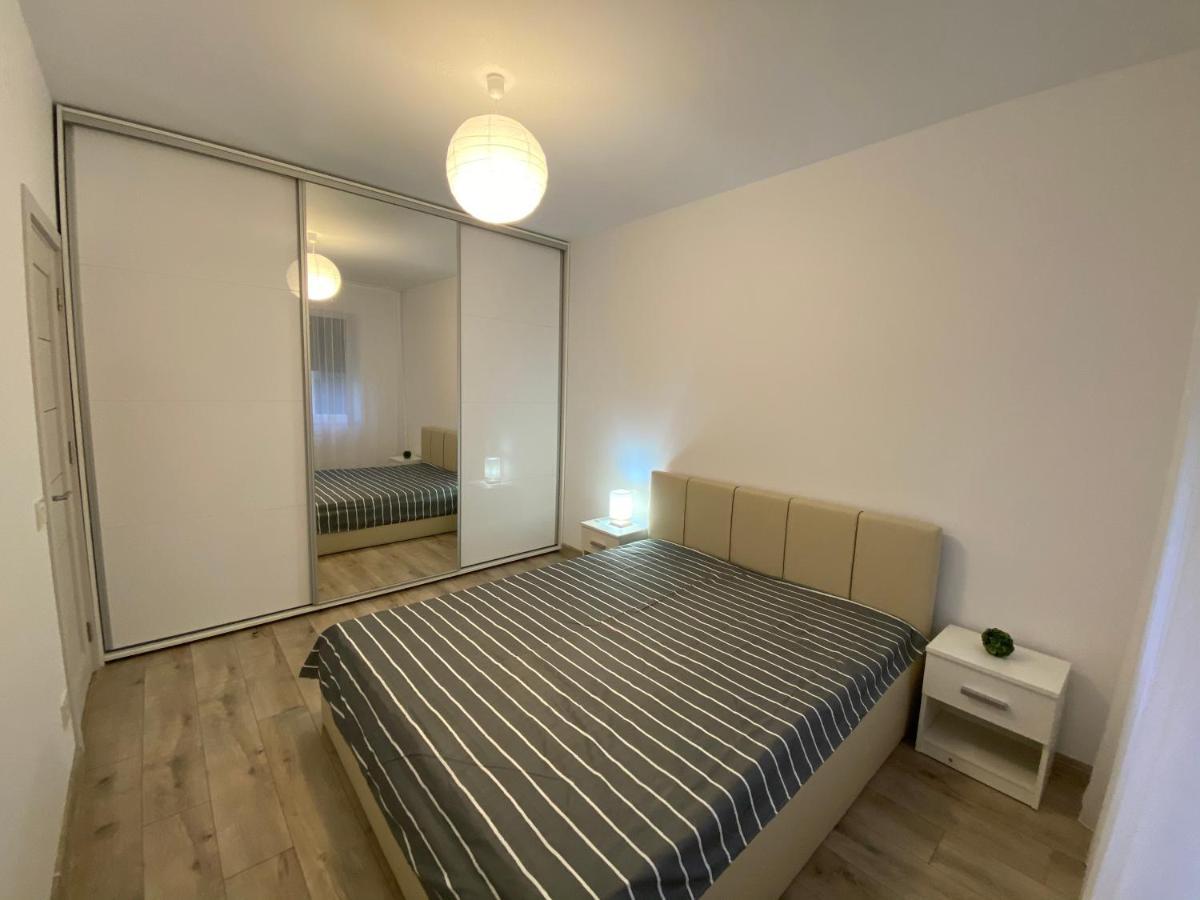 Rose Luxury Apartment Oradea - Felix Buitenkant foto